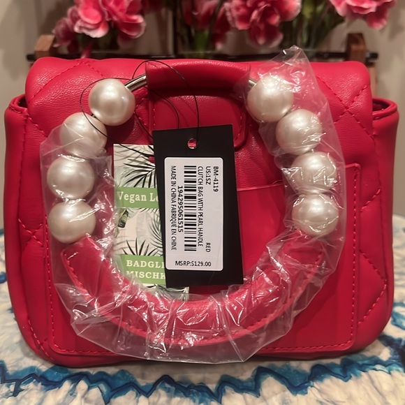 Badgley Mischka Red NWT Small Purse w/Faux Pearl Handle & Cross Body Strap - Picture 3 of 5